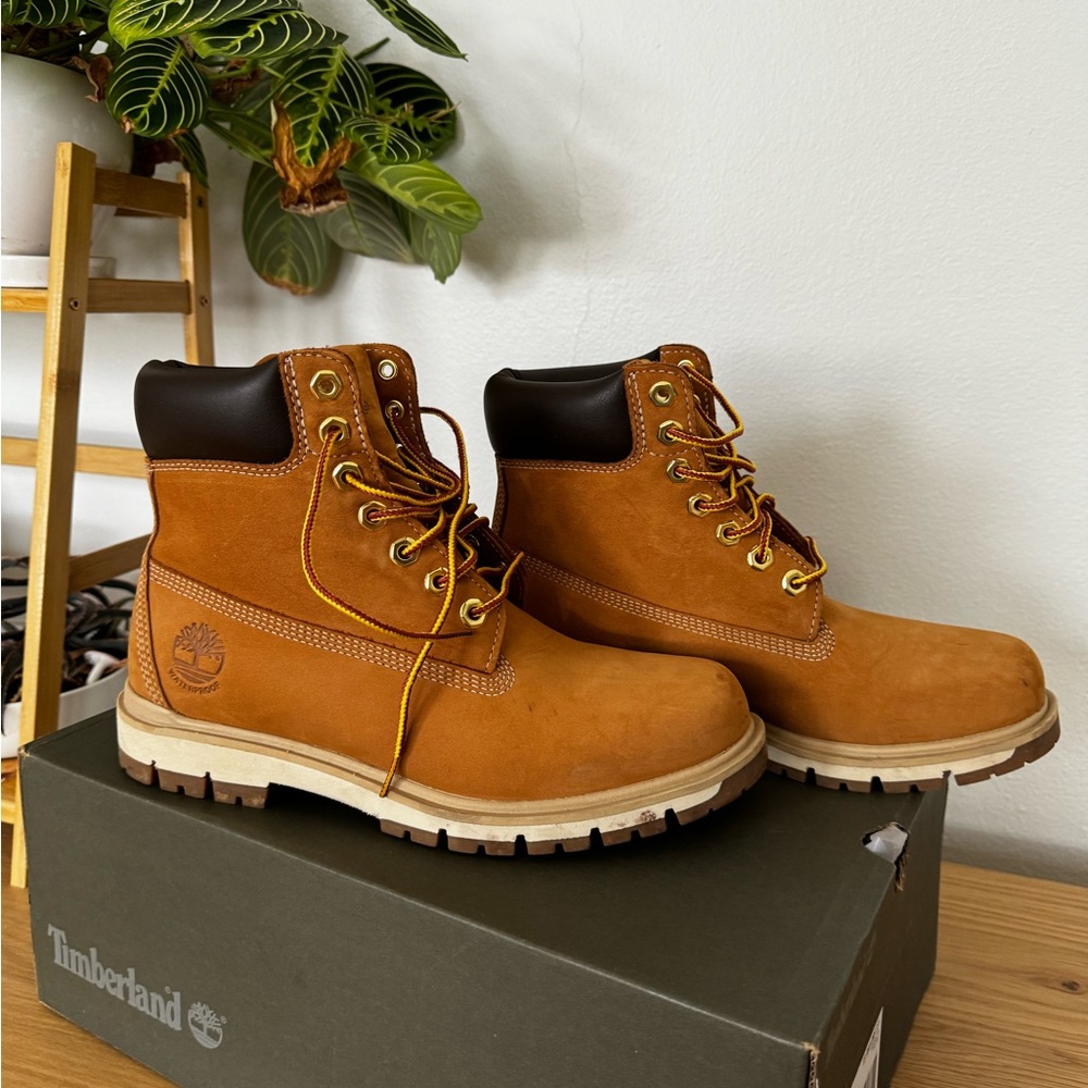 Timberland Radford 6inch waterproof boot in wheat nubuck